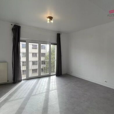 Appartement 5 pièces 1115 €