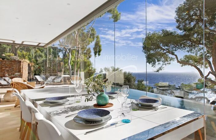 Juste Magique !  Somptueuse Villa Pieds dans l'eau accès mer au — photo 3