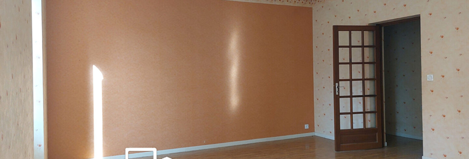 Appartement 4 Pièces 79 m² à vendre à Villefranche-de-Rouergue (12200)