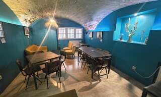 Commerce 4 Pièces 82 m² à vendre à Uzès (30700)