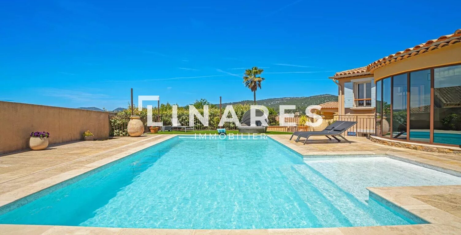 LA CEYRESTAINE  - Villa T7 de 225m2 - Terrain 759m2 - PISCINE - — photo 1