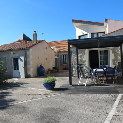 Maison 7 pièces 698000 €