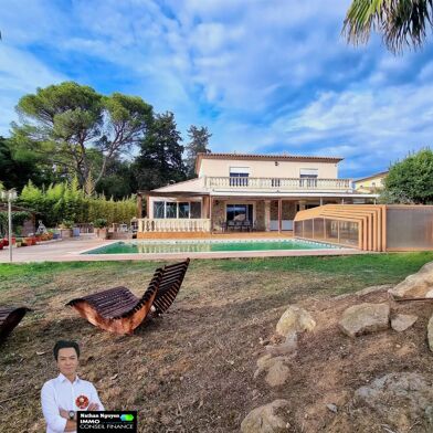 Maison 8 pièces 550000 €