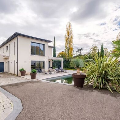 Maison 7 pièces 1030000 €