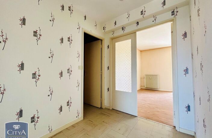 Vente appartement 2 pièces 52 m² Châteauroux (36000) — photo 2
