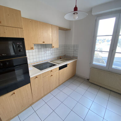 Appartement 3 pièces 790 €