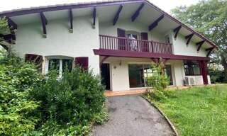 Maison 10 Pièces 260 m² à vendre à Saint-Pierre-du-Mont (40280)