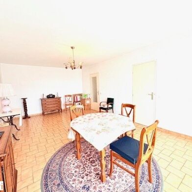 Appartement 5 pièces 113500 €