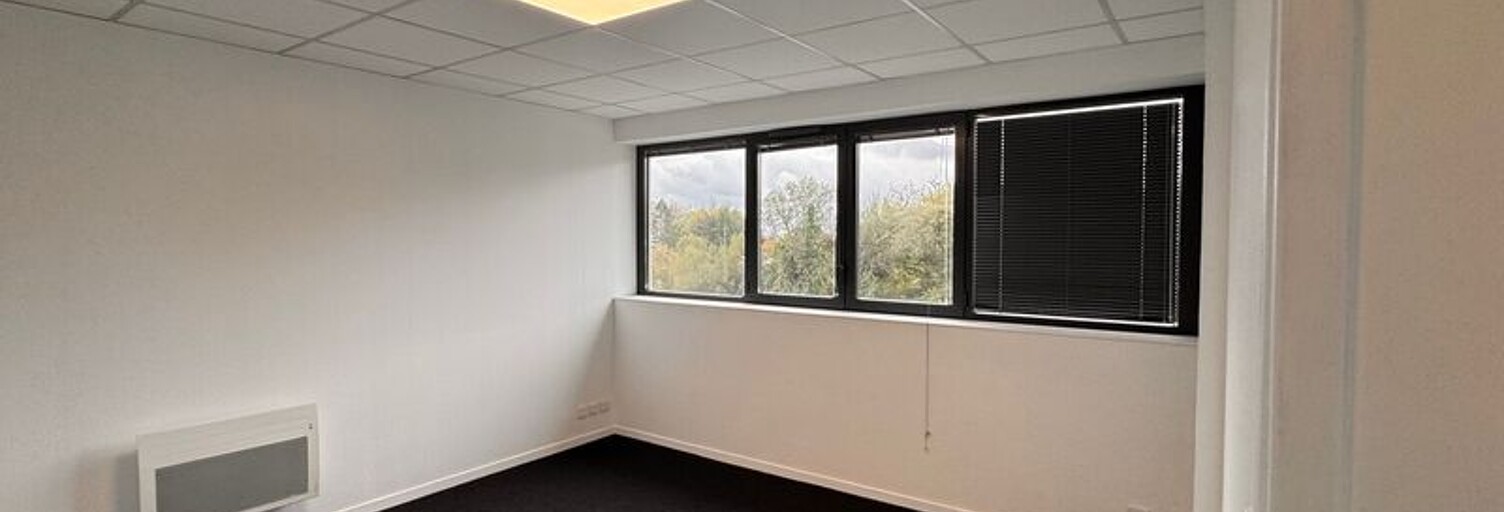 Bureau  244 m² à louer à Brest (29200)