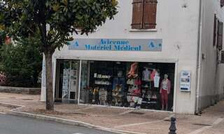 Immeuble  228 m² à vendre à Chabanais (16150)