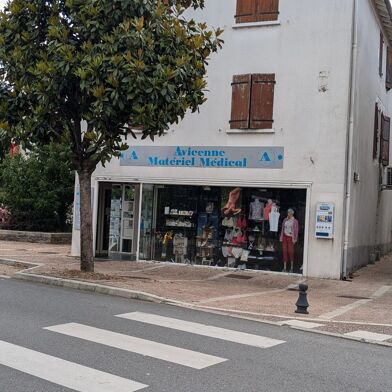 Immeuble  227900 €