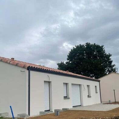 Maison 4 pièces 1050 €