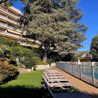 Appartement 1 pièces 140000 €