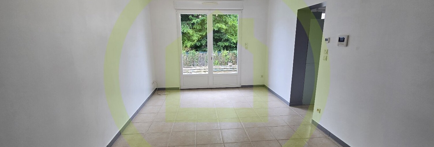 Immeuble  175 m² à vendre à Saint-Jean-de-la-Ruelle (45140)