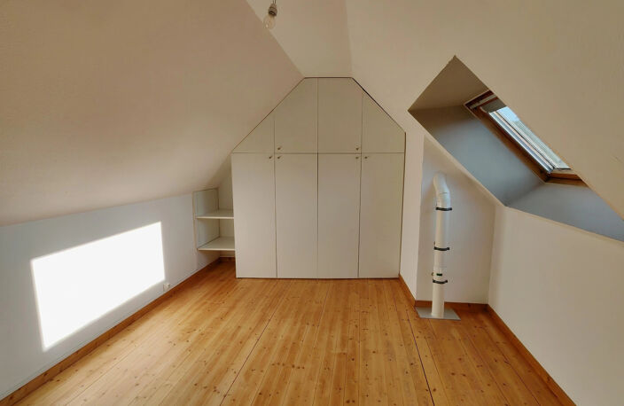 Appartement dernier étage à acheter à Baume-Les-Dames — photo 2