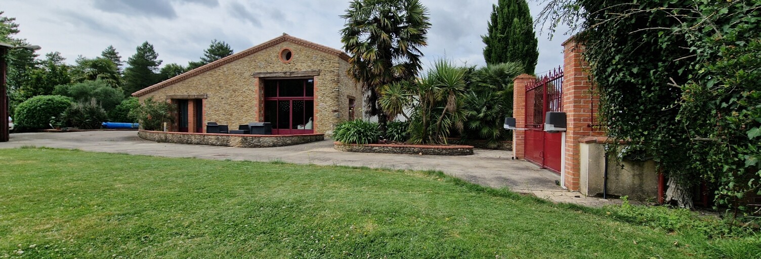 Maison 10 Pièces 360 m² à vendre à Grosbreuil (85440)