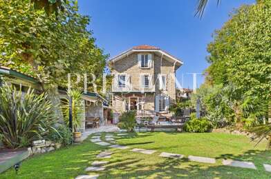 Maison 12 pièces 2520000 €