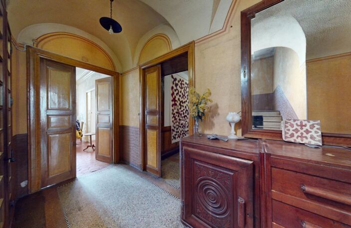 Maison de village avec appt et local commercial loués — photo 4