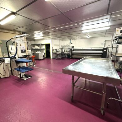 Commerce  110000 €