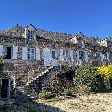 Maison 10 pièces 693000 €