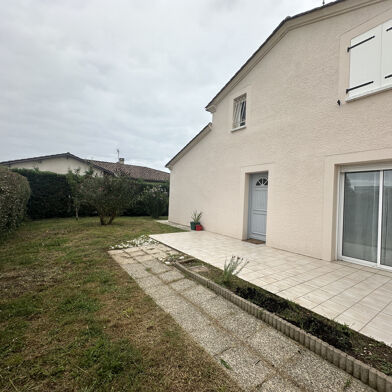 Maison 5 pièces 950 €