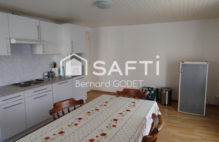 Immeuble avec travaux — photo 2