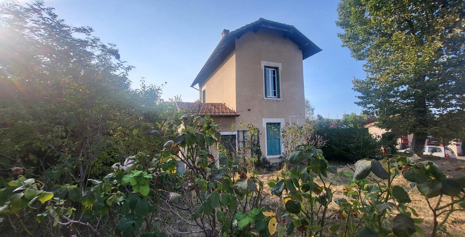 MAISON AVEC TERRAIN — photo 1