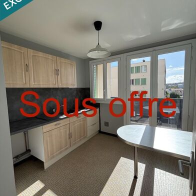 Appartement 3 pièces 108000 €