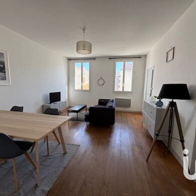 Appartement 3 pièces 148400 €