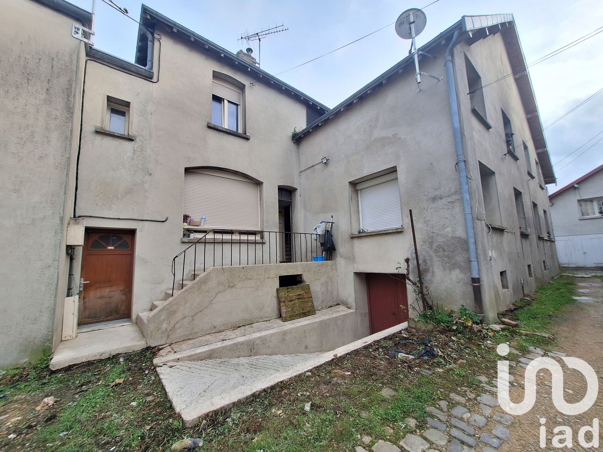 Vouziers - 145m² - 9p. - 8ch.