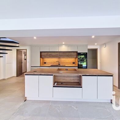 Maison 5 pièces 675000 €