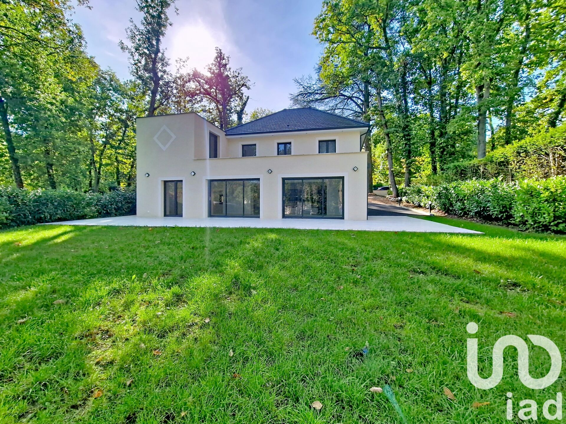 Saint-Fargeau-Ponthierry - 175m² - 5p. - 4ch.