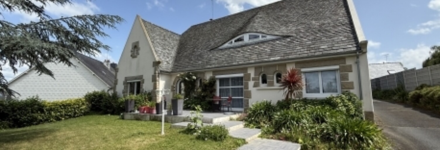 Maison 7 Pièces 214 m² à vendre à Yffiniac (22120)