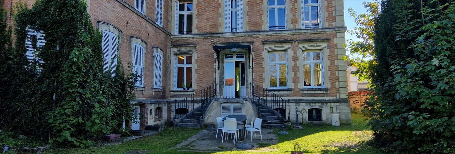 Immeuble  450 m² à vendre à Vitry-le-François (51300)