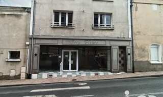 Immeuble  180 m² à vendre à Doué-en-Anjou (49700)