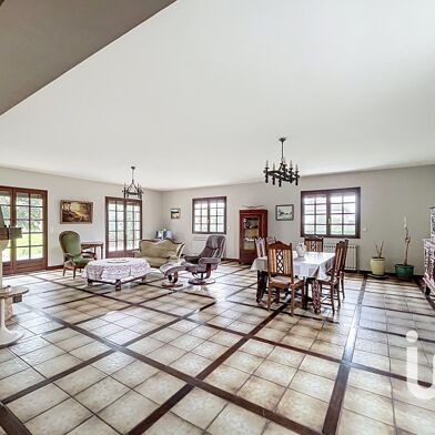 Maison 6 pièces 780000 €