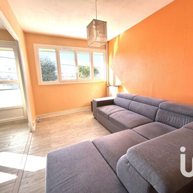 Appartement 4 pièces 148000 €