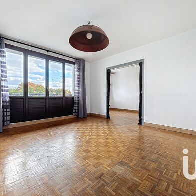 Appartement 4 pièces 230000 €