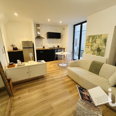 Immeuble  239000 €