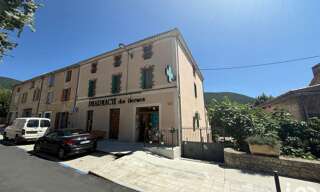 Commerce  70 m² à vendre à Montbrun-les-Bains (26570)