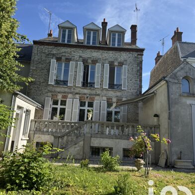 Maison 9 pièces 369900 €