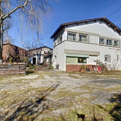 Commerce  320000 €