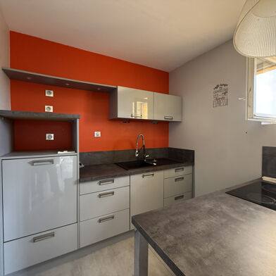 Appartement 4 pièces 249000 €