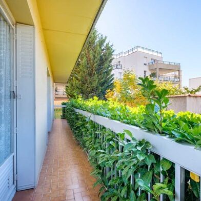 Appartement 3 pièces 231440 €