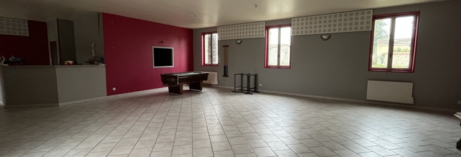 Maison 1 Pièce 133 m² à vendre à Taizé-Aizie (16700)