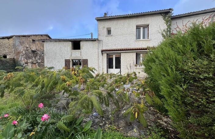 Vente maison 7 pièces 152 m² Beaulieu-sur-Sonnette (16450) — photo 4