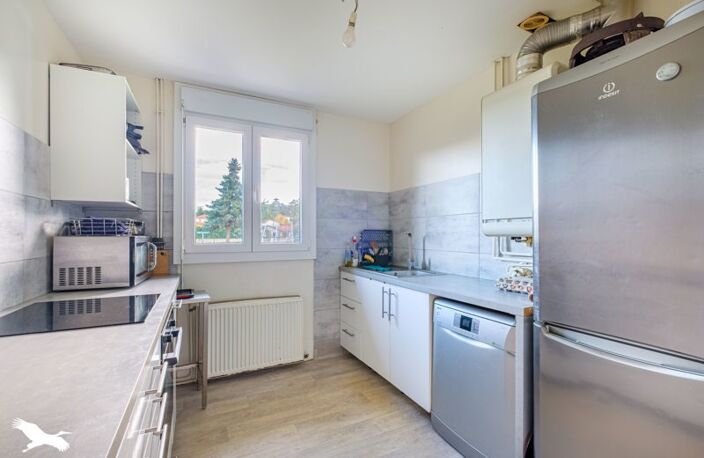 Vente maison 5 pièces 91 m² Chassieu (69680) — photo 5