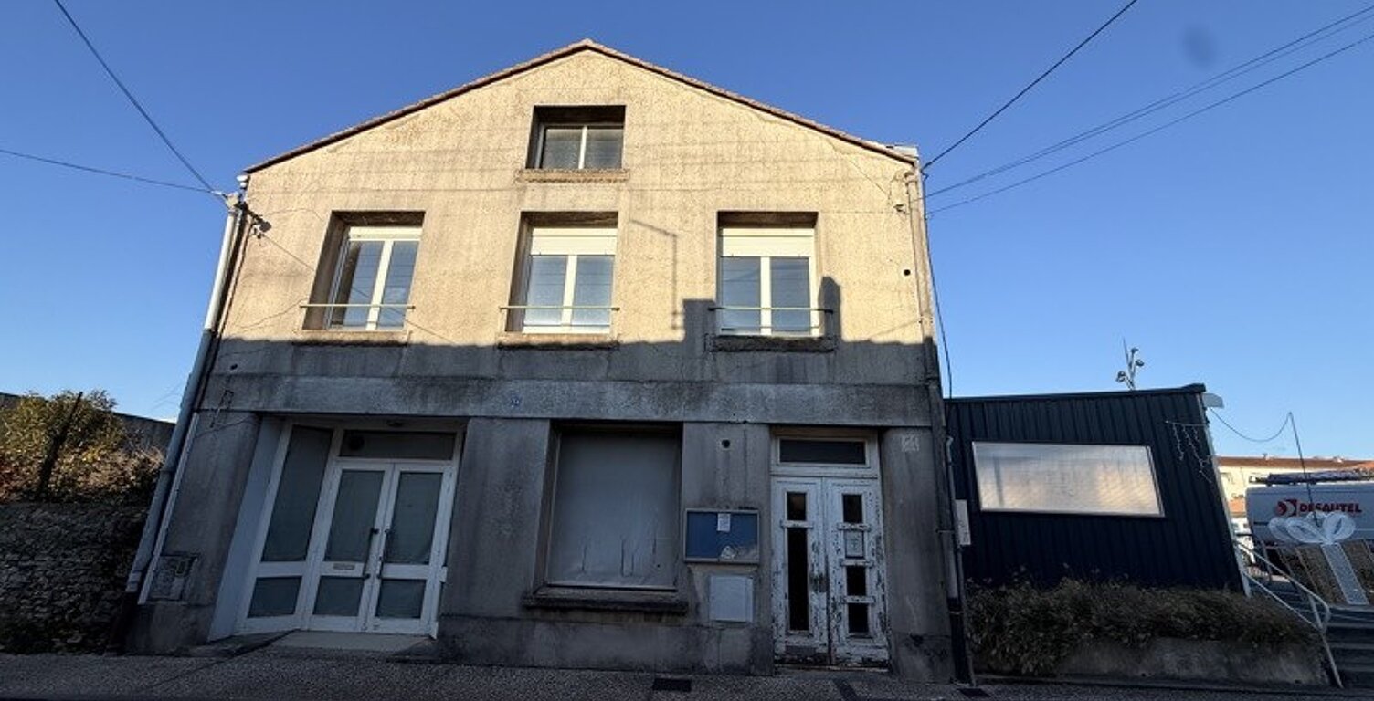 Vente immeuble   Soyaux (16800) — photo 1