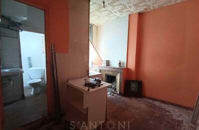 Appartement à rénover — photo du bien