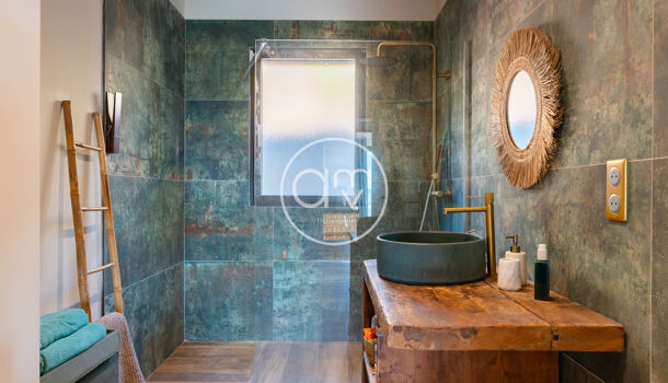 Villa / Maison 8 pièces  à vendre Castellet (Le) 83330